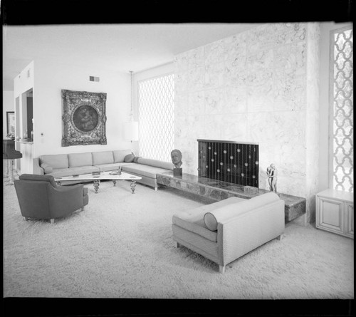 Blair, Janet, residence [Mr. and Mrs. Nick Mayo residence]. Living room