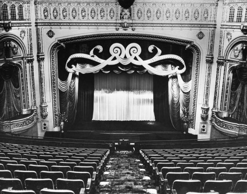 Auditorium interior, Loew's State Theatre