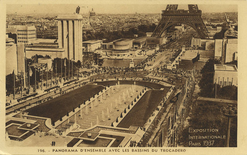 Panorama d'Ensemble avec les Bassins du Trocadero
