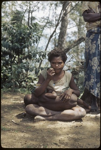 Portrait of Wondoma and young child