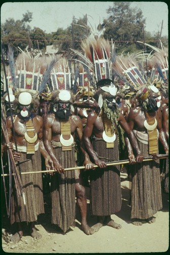 Mount Hagen show: Medlpa (Melpa) men