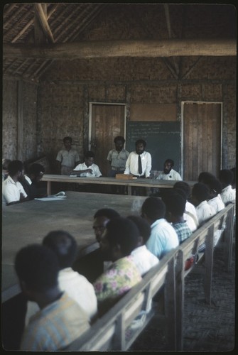 Jimi River Local Government Council meeting, Tabibuga, Yingwai presiding