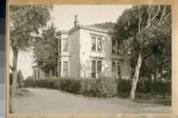 The old Halliday home in Lafayette Park back from the South East corner Washington andOctavia. Built in 1866. Taken Nov. 29/24