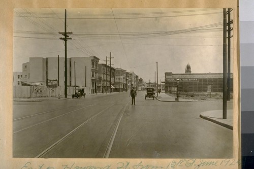 East on Howard St. from 12th St. June 1924