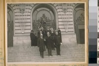 Funeral of Dorman and Jackson, Dec. 1920. Leaving the City Hall, Mayor of Santa Rosa, Mayor Rolph, Chief O'Brien, Commissioners Roche and Cook, Supervisor Deasy, Suhr, Schmitz, and McLeran
