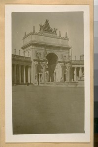 P.P.I. Ex. [Panama-Pacific International Exposition] - 1915. [Arch of the Setting Sun, Court of the Universe.]
