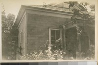 The house of G. A. Leland built in 1850. Dr. T. B. W. Leland, the coroner of San Francisco, Calif. was born in this house and his sister, Mrs. C. C. Miller is now living in the house. Photo taken on August 9/28 at Jamestown, Tuolumne Co. Calif