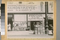 Front view of Dan Lynch's wagon fruit stand on Market bet. Steuart and Spear St., 1913