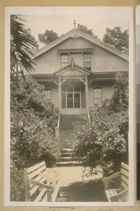 The home of J.C. Meussdorffer the pioneer hatter of San Francisco. He arrived in San Francisco, Calif. in Sept. 1849