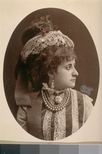 Mrs. Scott Siddens [Siddons?], actress, about 1879