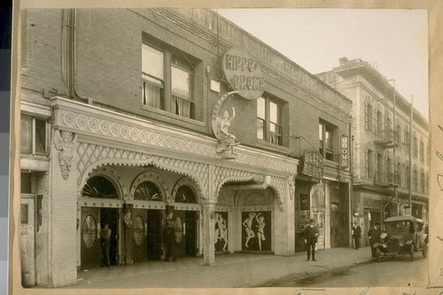 An Other View of the Old Barbara [Barbary] Coast. The Old Hippodrome & Bella Union Dance Halls at 557-Pacific St. bet. Kearny & Montgomery Sts