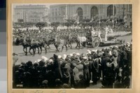 The Liberty Parade passing the City Hall, 1919