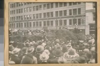Photo same. 1912 Sup. Hayden talking. [People gathered to hear Madam Tetrazzini sing on Market Street, New Year's Eve.]