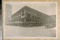 The Second Russ House built after the fire of April 18/06. On the West side of Montgomery St. from Pine to Bush Sts. Now being removed for the New Russ Building. May 11/26