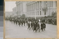 Funeral of Chief D.A. White, Chief Lynch and the Oakland Police in the lead, 1920