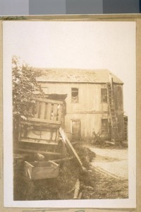 Side view, Bernal House