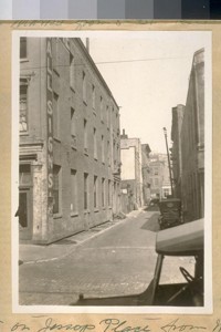 North on Jessup Place from Washington to Jackson bet. Montgomery & Sansome St. taken in Feb. 1924. Built about 1854