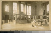 The old San Francisco Savings Union main floor cor. O'Farrell & Grant Ave. in 1911