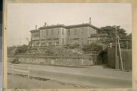 The old Ocean House now Tails at the Beach. 2526 Great Highway . Built in 1855. Nov. 29/24