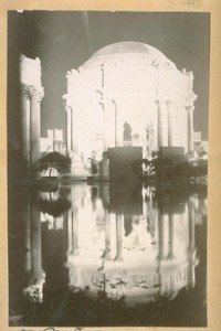 P.P.I. [Panama-Pacific International] Exposition. [Palace of Fine Arts at night.]