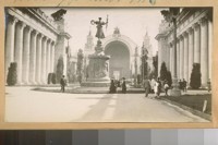 P.P.I. [Panama-Pacific International] Exposition. [Fountain of Ceres at entrance to Court of Four Seasons.]