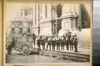 Removing the coin from the vaults of the Treasurer, 1906