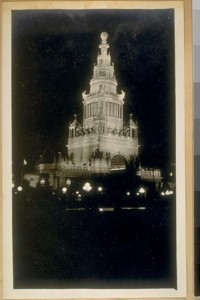 P.P.I. Ex. [Panama-Pacific International Exposition] 1915. [Tower of Jewels at night.]
