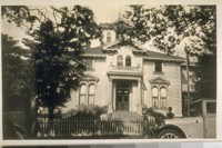 The old home of Governor Geo. Pardee on the N. E. corner 11th and Castro Sts. Oakland. Photo taken Sept. 26/28