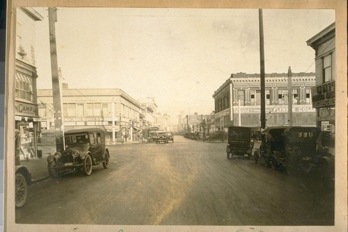 East on Golden Gate Ave. from Van Ness Ave. Nov. 1924