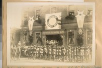 The Defenders Recreation Club, War Camp Community Service at 13th and Harrison St. Oakland Mayor Davie addressing the troops in 1919