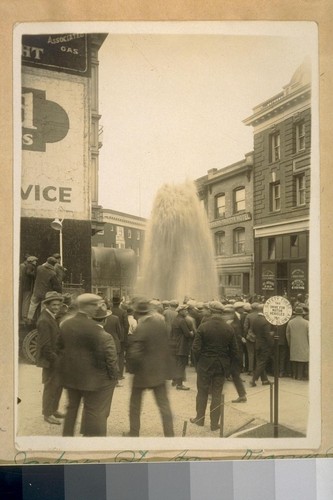 East on Jackson St. from Kearny St. April 1924. Broken Water Pipe