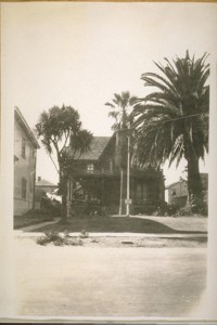 The old home of Supreme Judge Sam Bell McKee at the west side of Adeline St. South of 12th St. Oakland. Photo taken Oct. 5/28