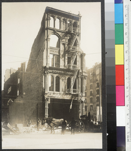 [Ruins of Grand Hotel. Palace Hotel in background, right. Market St. at New Montgomery.]