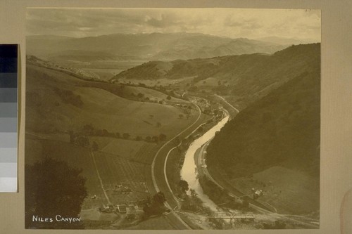 Niles Canyon [aerial view]