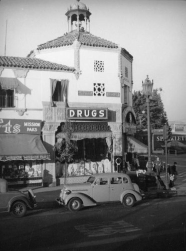 Creswell Drugs on Wilshire