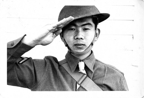 [Toshikuni Taenaka in US Army uniform]
