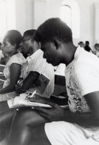 Assembly of the Pacific conference of Churches in Chepenehe, 1966 : delegates during a meeting