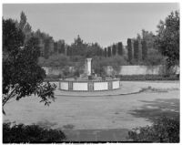 Leo V. Youngworth residence, view across entry court, Baldwin Hills, 1932