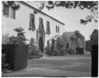 John Percival Jefferson residence, forecourt, Montecito, 1931