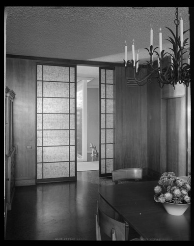 Marx, Groucho, residence. Dining room