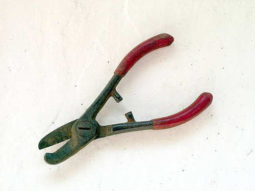 Red-handled clippers