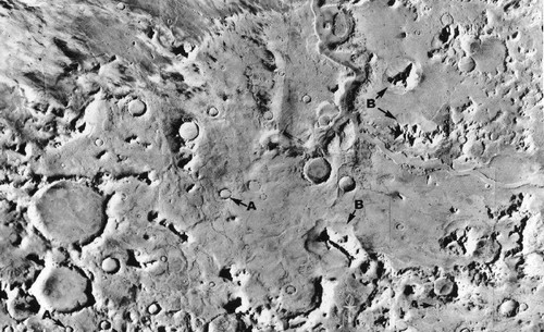 Photomosaic of channel on Mars