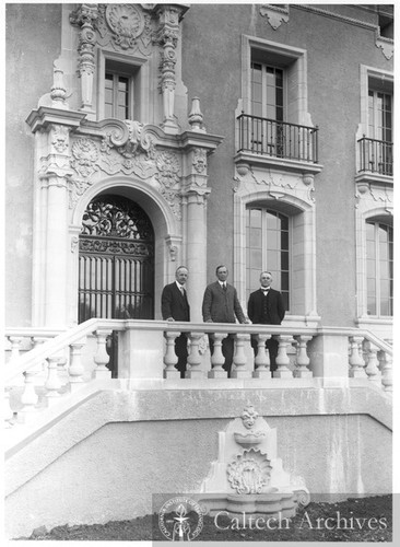 The Triumvirate in front of Gates