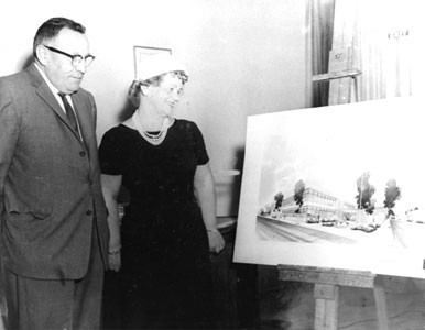 Mayor Lewis Howell and Councilwoman Kathe Zahn