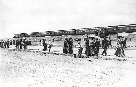 Santa Fe excursion train