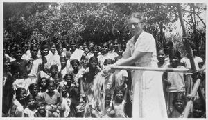 Arcot, South India. Melpattambakkam Girl's Boarding School. Missionary Else Kjærulff-Knudsen sh