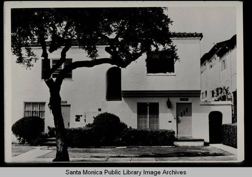 Spanish Colonial Revival fourplex, 1018-1020 Tenth Street, Santa Monica, Calif