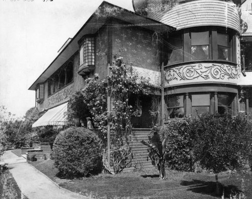 Armstrong residence in Altadena