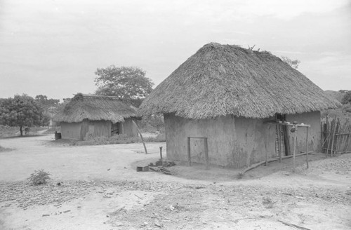 Houses with thatched roof, San Basilio de Palenque, 1976