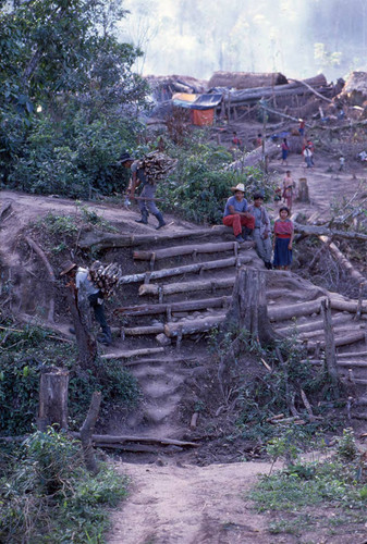 Guatemalan refugee children standing by steps, Puerto Rico, ca. 1983